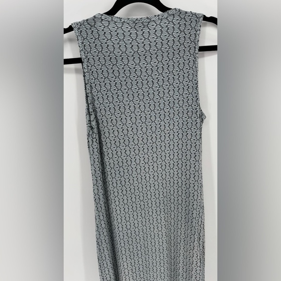 Plume and Thread White & Black Layered Front Rayon Shift Dress Made in USA - Picture 6 of 12